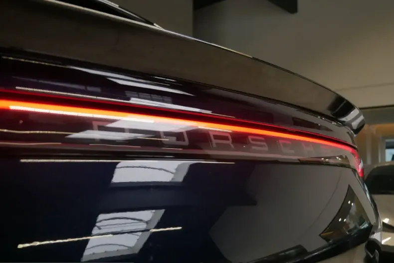 Porsche Cayenne din 2022 cu 48.409 km - oferta POR212790 - foto 25