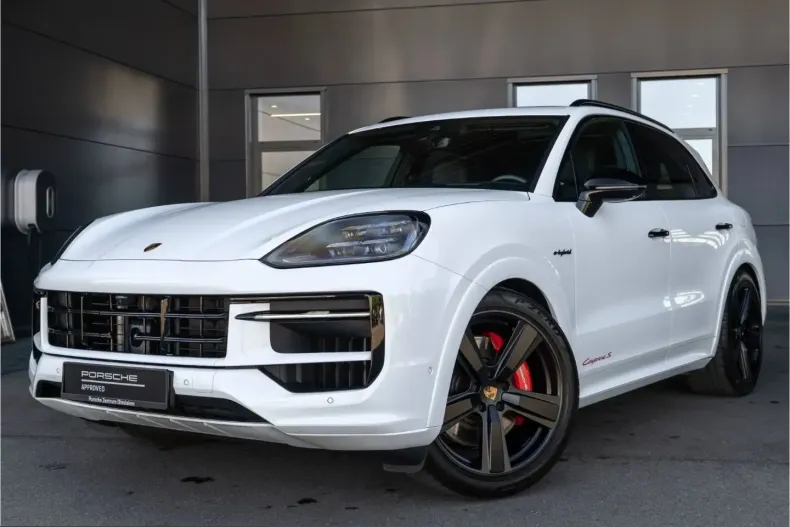 Porsche Cayenne din 2024 cu 16.950 km - oferta POR212791 - foto 1