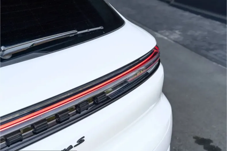 Porsche Cayenne din 2024 cu 16.950 km - oferta POR212791 - foto 19