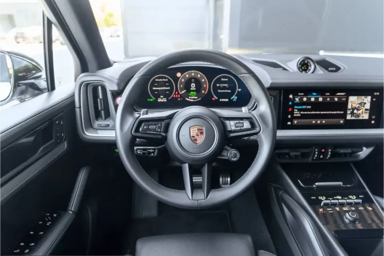 Porsche Cayenne din 2024 cu 16.950 km - oferta POR212791 - foto 25