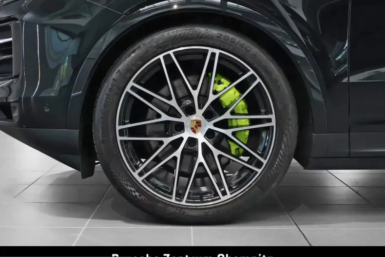 Porsche Cayenne din 2024 cu 30.150 km - oferta POR212792 - foto 6