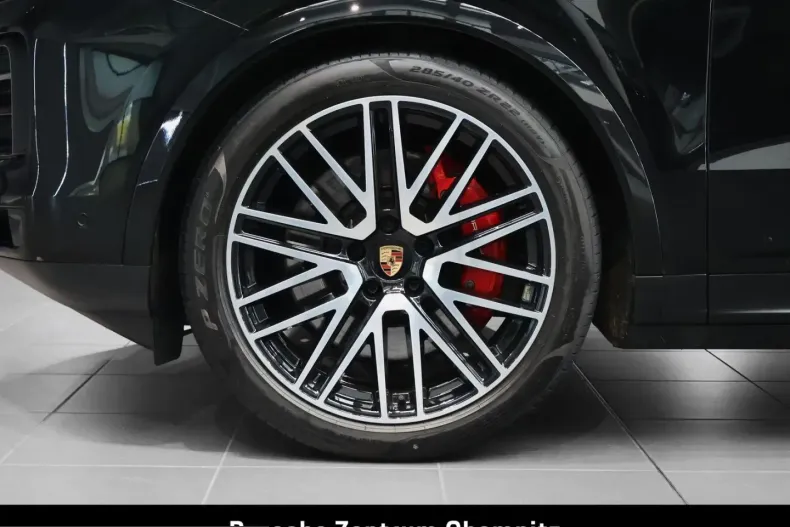 Porsche Cayenne din 2024 cu 17.790 km - oferta POR212793 - foto 6