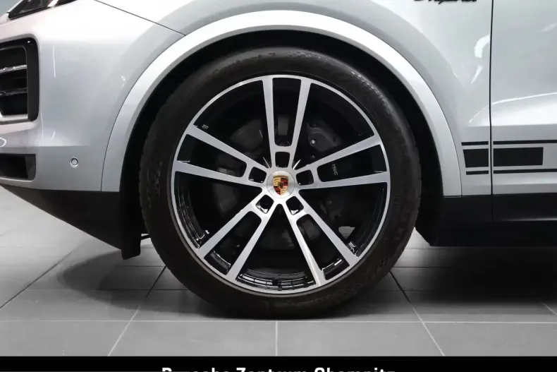 Porsche Cayenne din 2024 cu 15.200 km - oferta POR212794 - foto 7