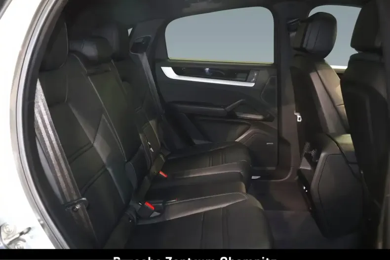 Porsche Cayenne din 2024 cu 15.200 km - oferta POR212794 - foto 11