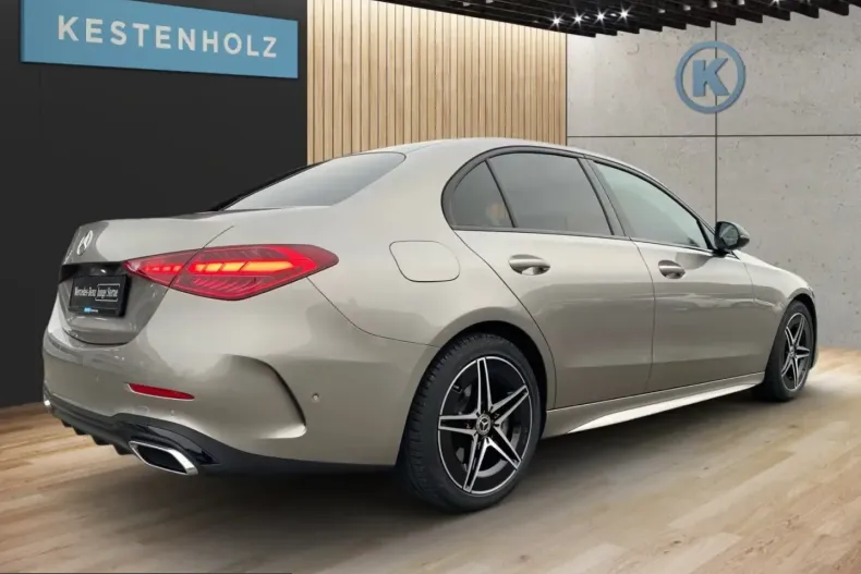 Mercedes-Benz C 220 (Clasa C) din 2024 cu 12.426 km - oferta MER212799 - foto 3