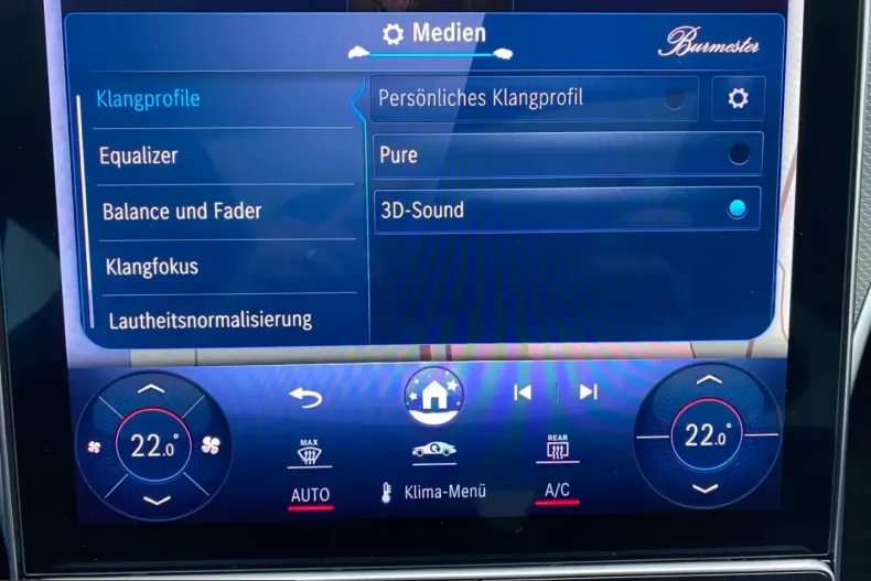 Mercedes-Benz C 220 (Clasa C) din 2024 cu 12.426 km - oferta MER212799 - foto 12