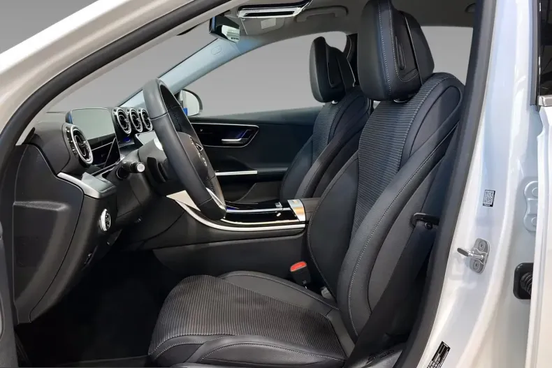 Mercedes-Benz C 220 (Clasa C) din 2025 cu 19.904 km - oferta MER212800 - foto 7