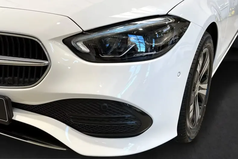 Mercedes-Benz C 220 (Clasa C) din 2025 cu 19.904 km - oferta MER212800 - foto 13