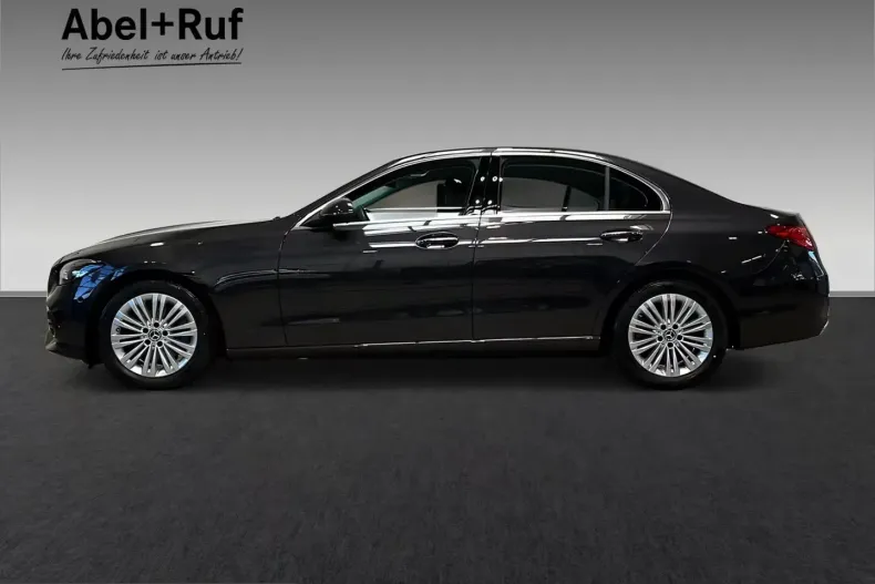 Mercedes-Benz C 200 (Clasa C) din 2025 cu 14.434 km - oferta MER212803 - foto 4