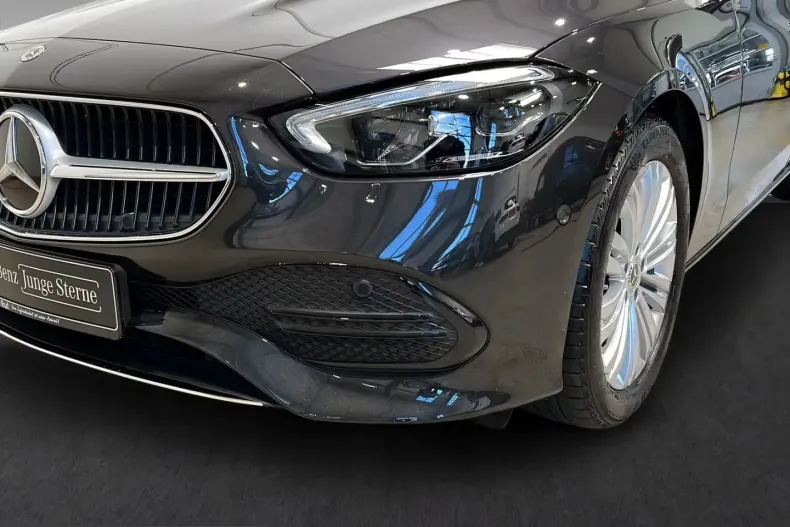 Mercedes-Benz C 200 (Clasa C) din 2025 cu 14.434 km - oferta MER212803 - foto 13