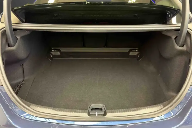 Mercedes-Benz C 220 (Clasa C) din 2025 cu 17.378 km - oferta MER212804 - foto 17