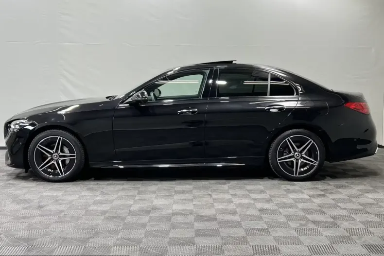 Mercedes-Benz C 300 (Clasa C) din 2024 cu 19.574 km - oferta MER212806 - foto 7