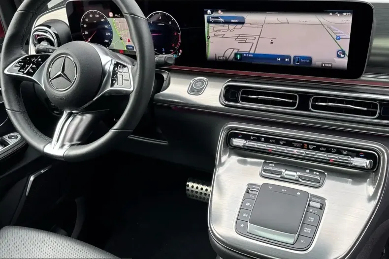 Mercedes-Benz V 300 (Clasa V) din 2025 cu 9.050 km - oferta MER212807 - foto 9