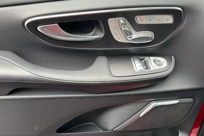 Mercedes-Benz V 300 (Clasa V) din 2025 cu 9.050 km - oferta MER212807 - foto 16