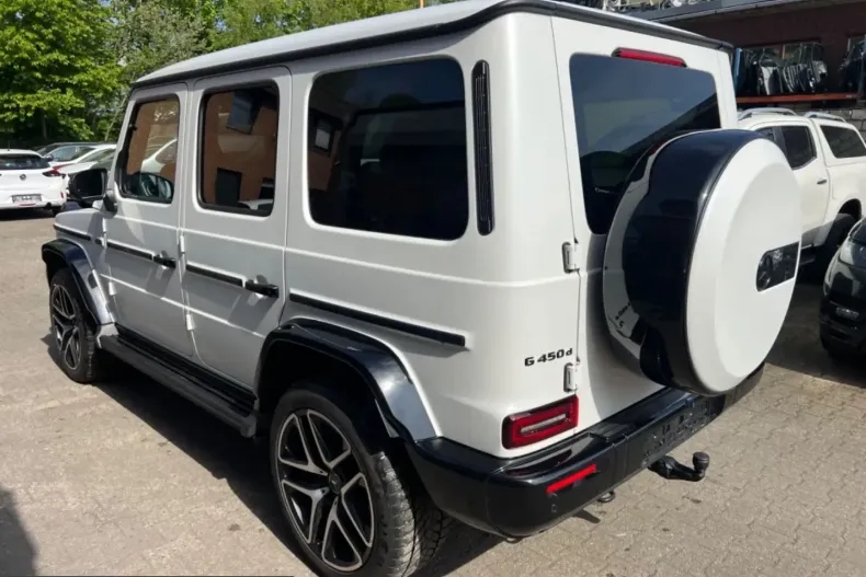Mercedes-Benz G 450 (Clasa G) din 2025 cu 59.500 km - oferta MER212810 - foto 4