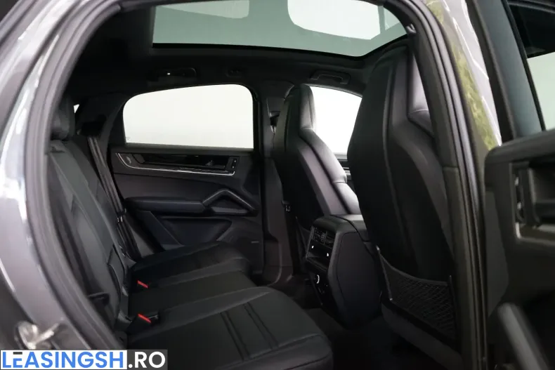 Porsche Cayenne din 2023 cu 37.950 km - oferta POR212811 - foto 10
