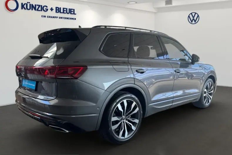 Volkswagen Touareg din 2025 cu 25.593 km - oferta VOL212813 - foto 3