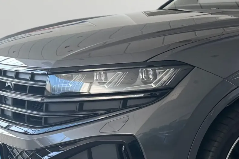 Volkswagen Touareg din 2025 cu 25.593 km - oferta VOL212813 - foto 5