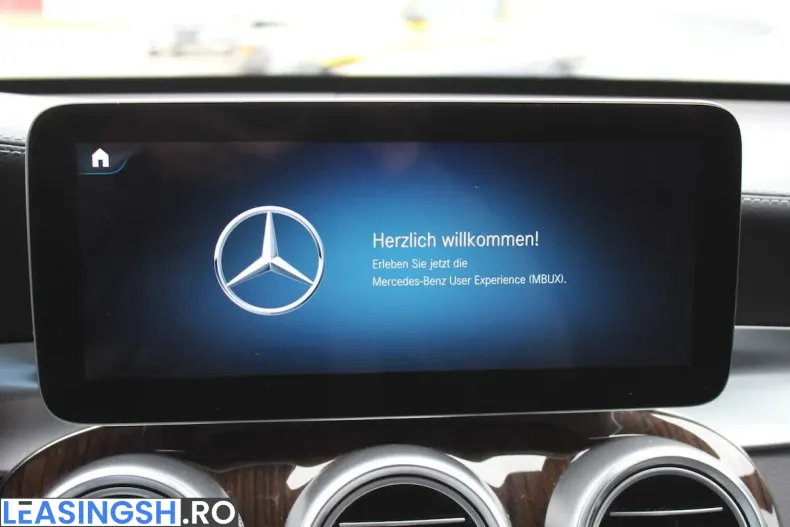 Mercedes-Benz GLC 300 (Clasa GLC) din 2022 cu 40.000 km - oferta MER212819 - foto 17