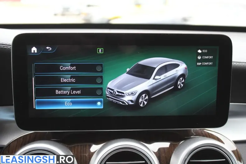 Mercedes-Benz GLC 300 (Clasa GLC) din 2022 cu 40.000 km - oferta MER212819 - foto 18