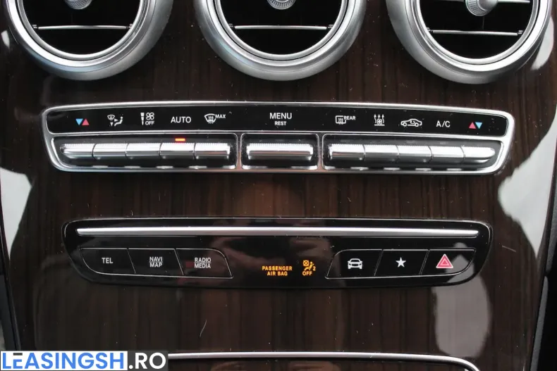Mercedes-Benz GLC 300 (Clasa GLC) din 2022 cu 40.000 km - oferta MER212819 - foto 19