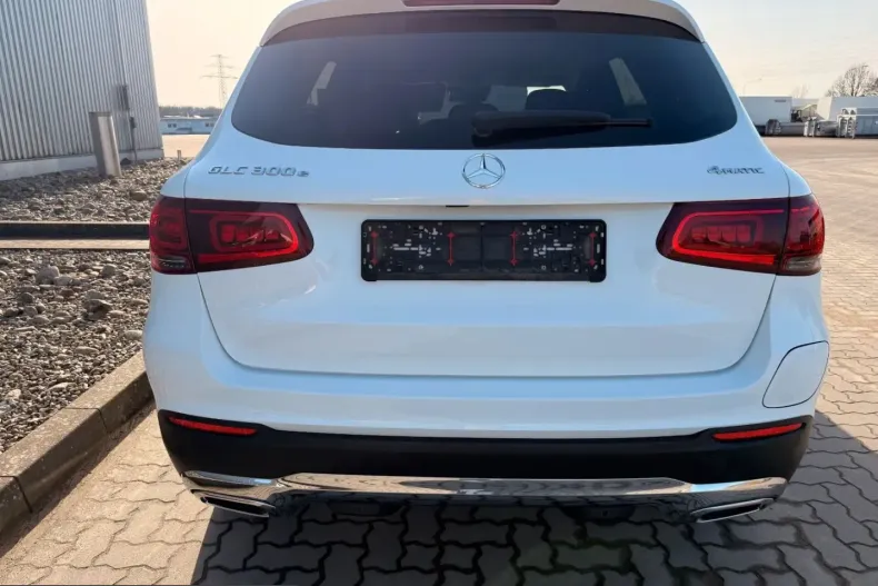 Mercedes-Benz GLC 300 (Clasa GLC) din 2021 cu 96.202 km - oferta MER212821 - foto 5