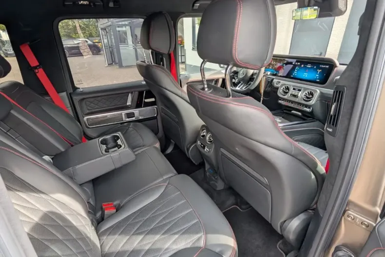 Mercedes-Benz G 63 AMG (Clasa G) din 2025 cu 15.200 km - oferta MER212822 - foto 13