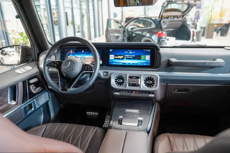 Mercedes-Benz G 500 (Clasa G) din 2024 cu 4.323 km - oferta MER212825 - foto 15