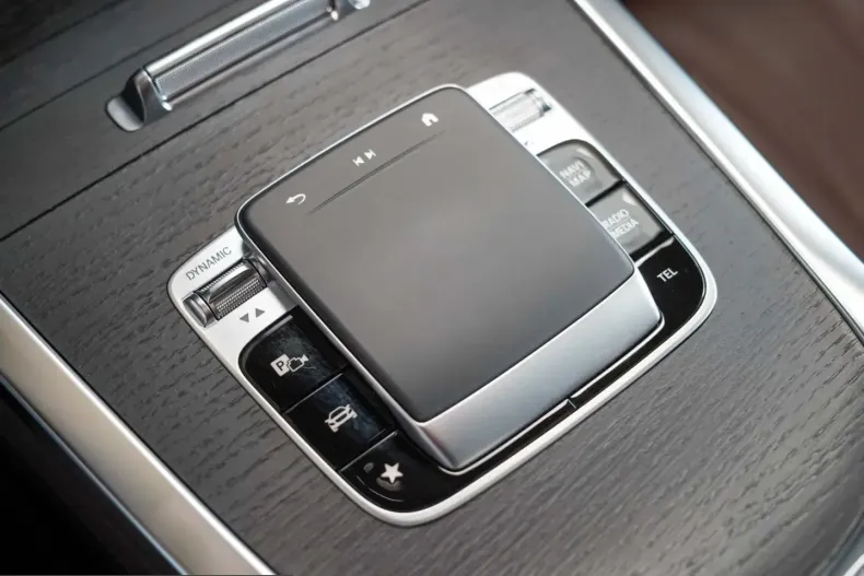 Mercedes-Benz G 500 (Clasa G) din 2024 cu 4.323 km - oferta MER212825 - foto 24