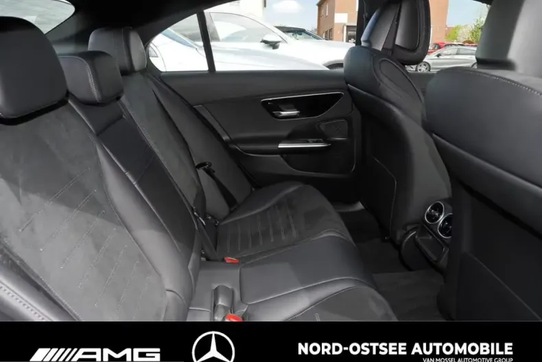 Mercedes-Benz C 300 (Clasa C) din 2025 cu 22.822 km - oferta MER212826 - foto 8