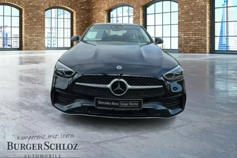 Mercedes-Benz C 300 (Clasa C) din 2024 cu 47.194 km - oferta MER212831 - foto 2