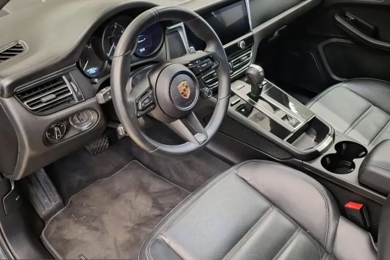 Porsche Macan din 2023 cu 44.963 km - oferta POR212835 - foto 8