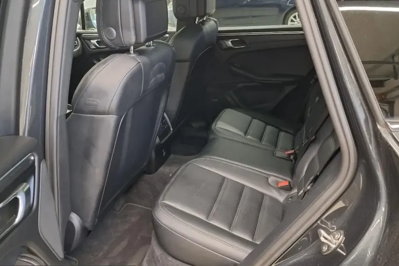 Porsche Macan din 2023 cu 44.963 km - oferta POR212835 - foto 10