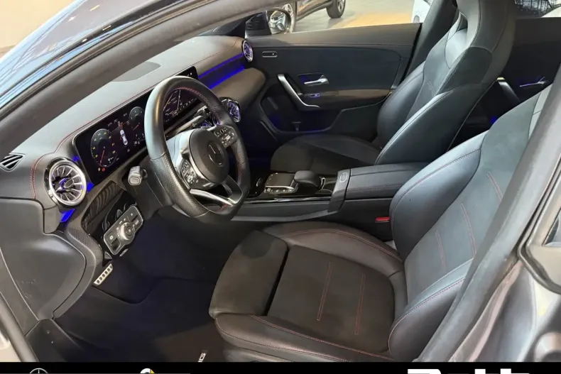 Mercedes-Benz CLA 220 (Clasa CLA) din 2023 cu 72.700 km - oferta MER212843 - foto 7
