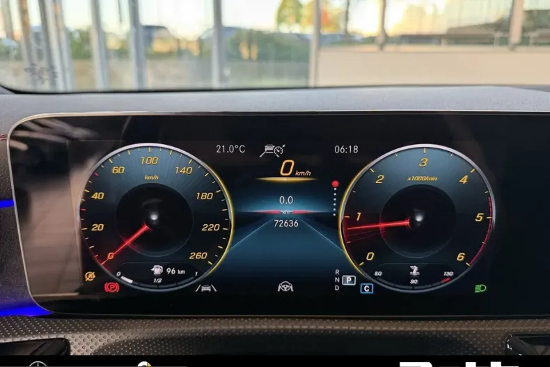 Mercedes-Benz CLA 220 (Clasa CLA) din 2023 cu 72.700 km - oferta MER212843 - foto 9