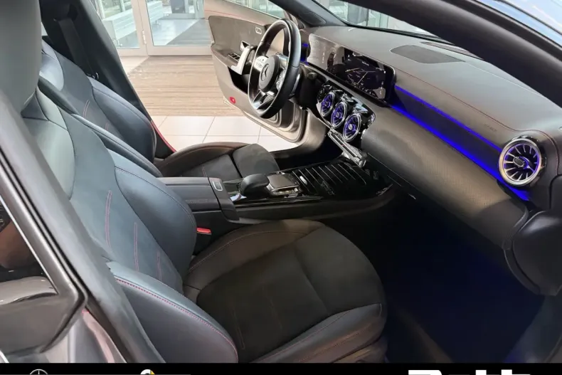 Mercedes-Benz CLA 220 (Clasa CLA) din 2023 cu 72.700 km - oferta MER212843 - foto 13