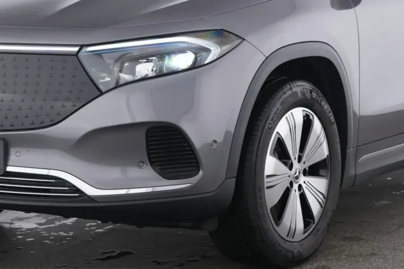 Mercedes-Benz EQA din 2025 cu 9.123 km - oferta MER212852 - foto 3