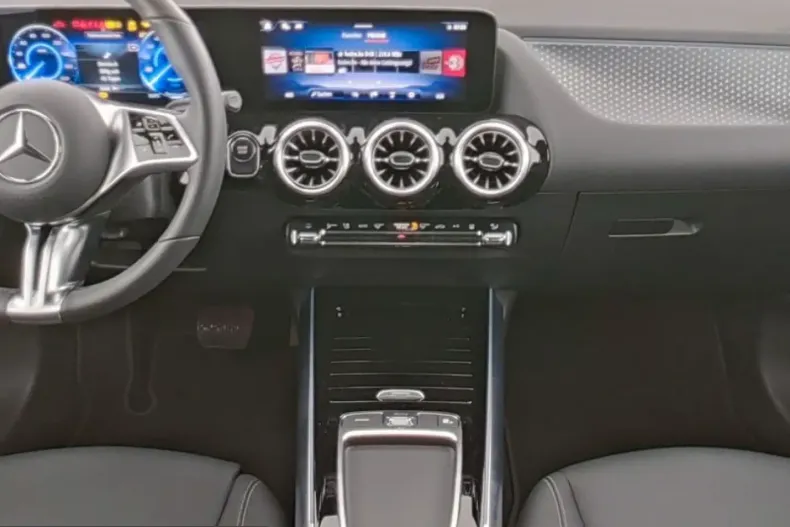 Mercedes-Benz EQA din 2025 cu 9.123 km - oferta MER212852 - foto 4