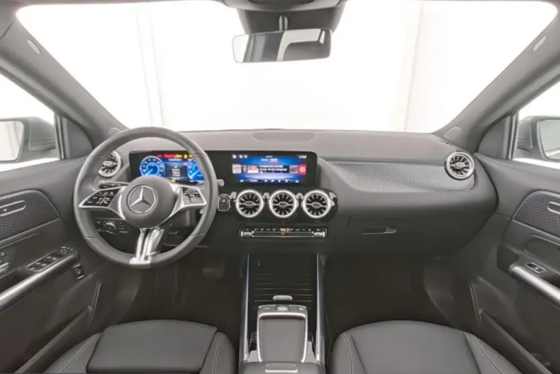 Mercedes-Benz EQA din 2025 cu 9.123 km - oferta MER212852 - foto 7