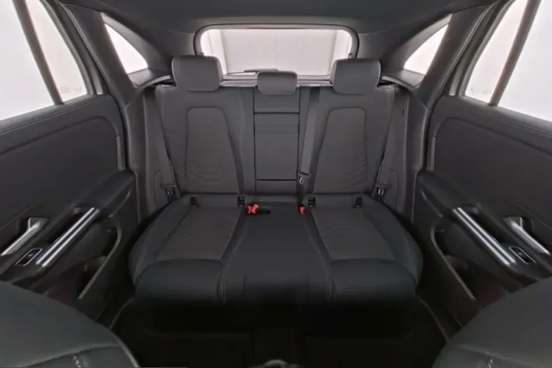 Mercedes-Benz EQA din 2025 cu 9.123 km - oferta MER212852 - foto 8