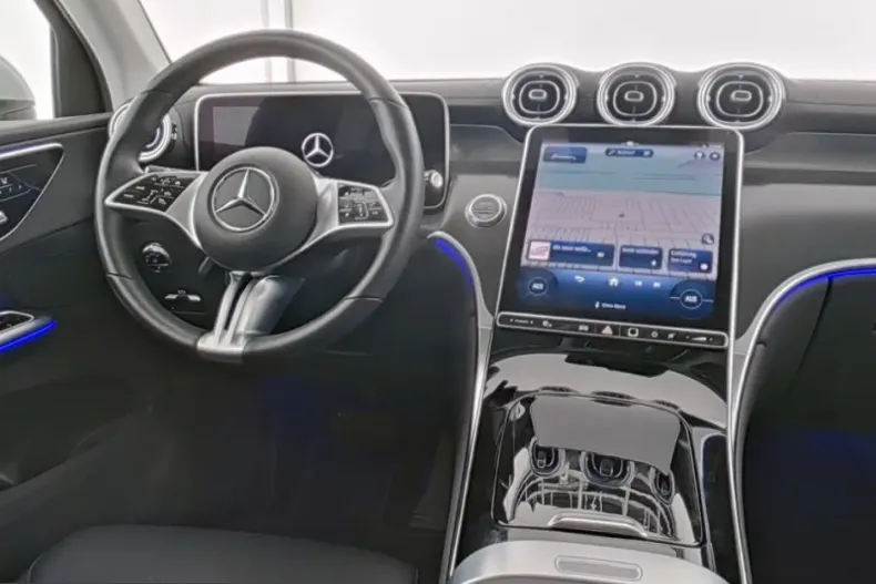 Mercedes-Benz GLC 200 (Clasa GLC) din 2023 cu 8.002 km - oferta MER212855 - foto 5