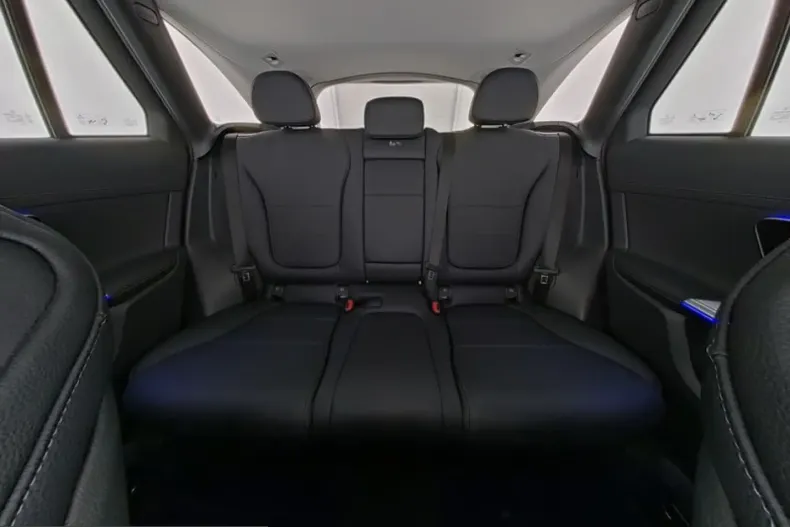 Mercedes-Benz GLC 200 (Clasa GLC) din 2023 cu 8.002 km - oferta MER212855 - foto 7