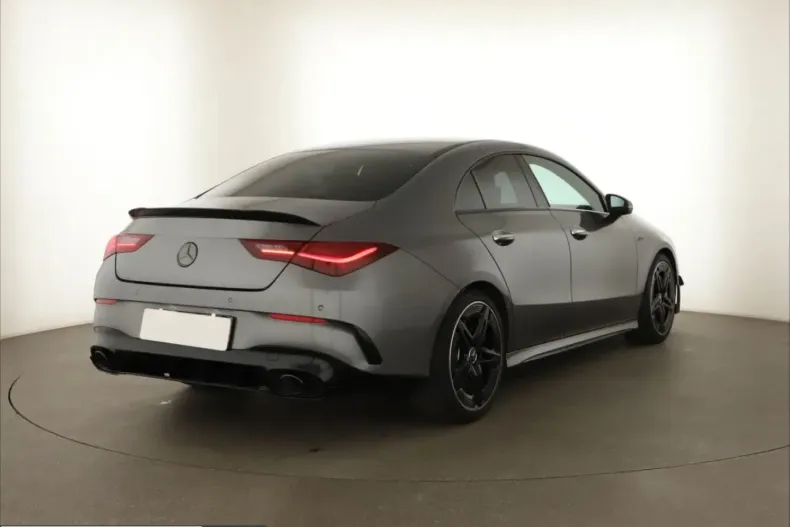 Mercedes-Benz CLA 35 AMG (Clasa CLA) din 2024 cu 24.229 km - oferta MER212858 - foto 5