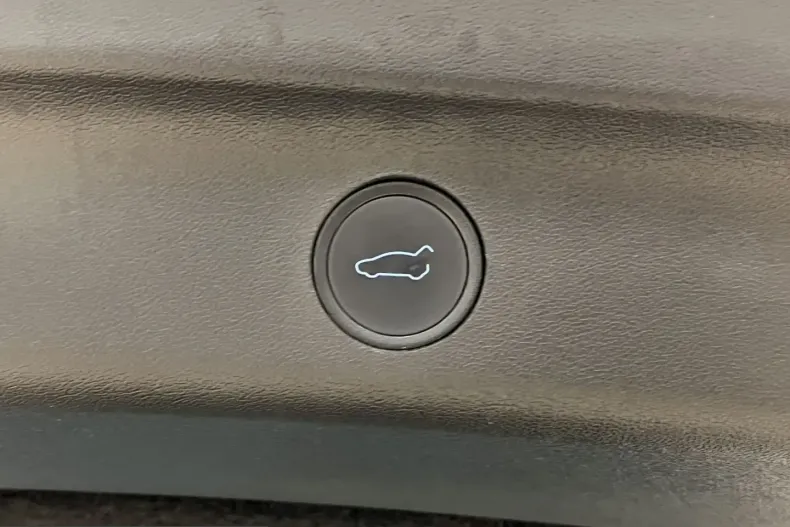 Tesla Model Y din 2022 cu 69.855 km - oferta TES212861 - foto 9