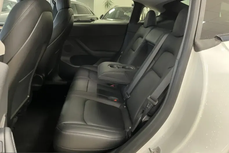 Tesla Model Y din 2022 cu 69.855 km - oferta TES212861 - foto 12