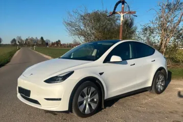 Tesla Model Y din 2022 - oferta TES212862