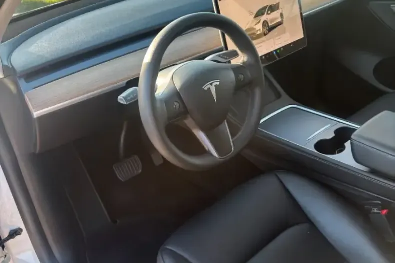 Tesla Model Y din 2022 cu 53.250 km - oferta TES212862 - foto 5