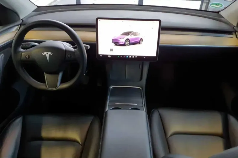 Tesla Model Y din 2022 cu 71.679 km - oferta TES212864 - foto 5