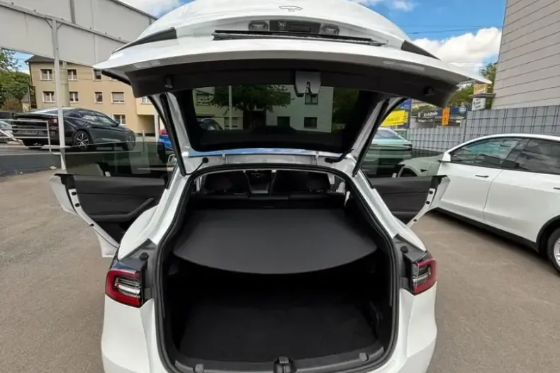 Tesla Model Y din 2023 cu 50.000 km - oferta TES212866 - foto 9