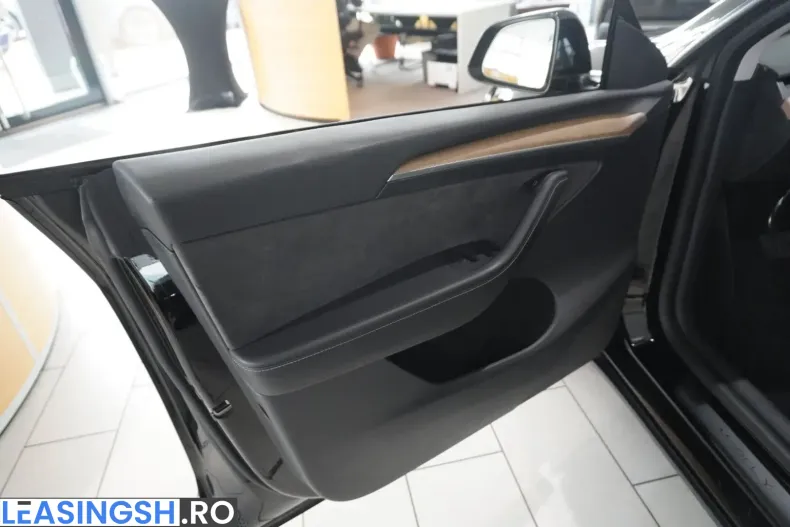 Tesla Model Y din 2022 cu 78.450 km - oferta TES212868 - foto 14